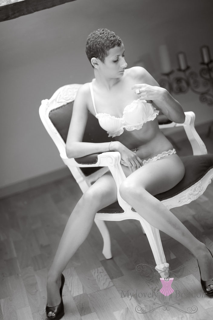paule santoni, photographe specialisée en photo boudoir, ajaccio